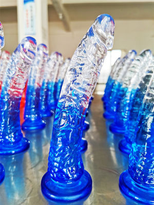 วัสดุ TPE แฮนด์ฟรีเล่น Dildo สมจริงยืดหยุ่นพร้อมฐานถ้วยดูด
